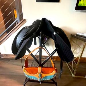 MICHAEL KORS TEAL TAN AND BROWN LEATHER HANDBAG WITH GOLD ACCENTS